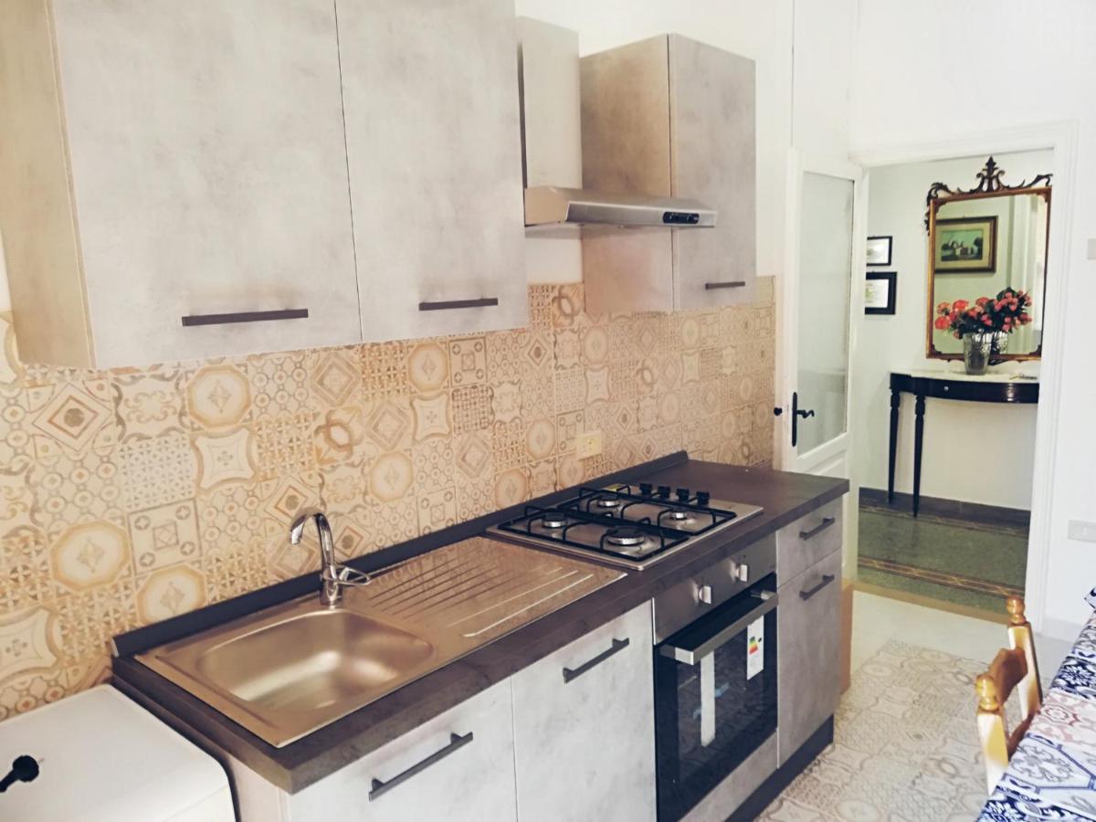 Dimora De Rossi Apartamento Bari Exterior foto