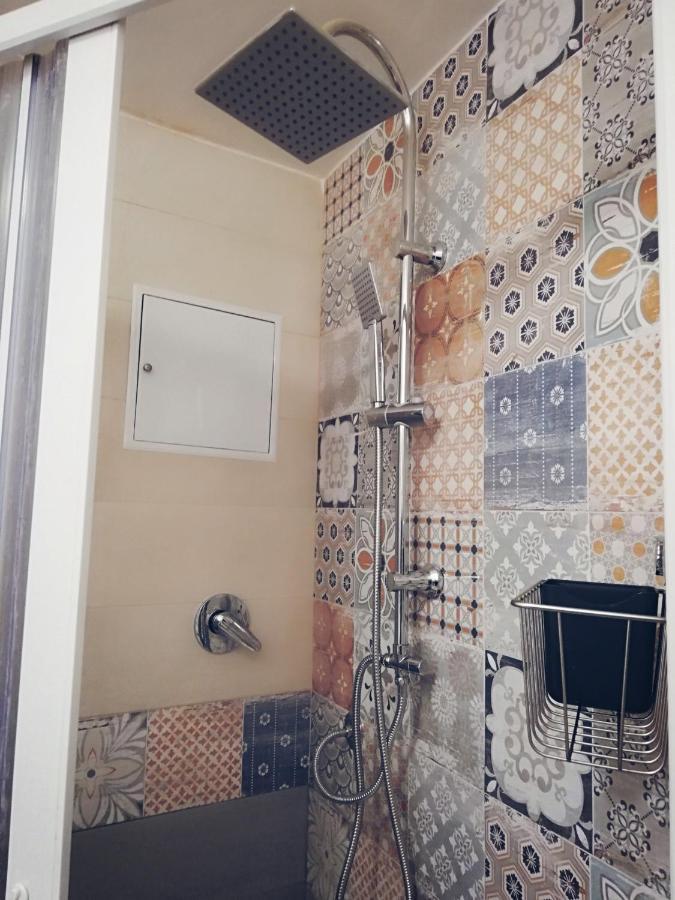Dimora De Rossi Apartamento Bari Exterior foto